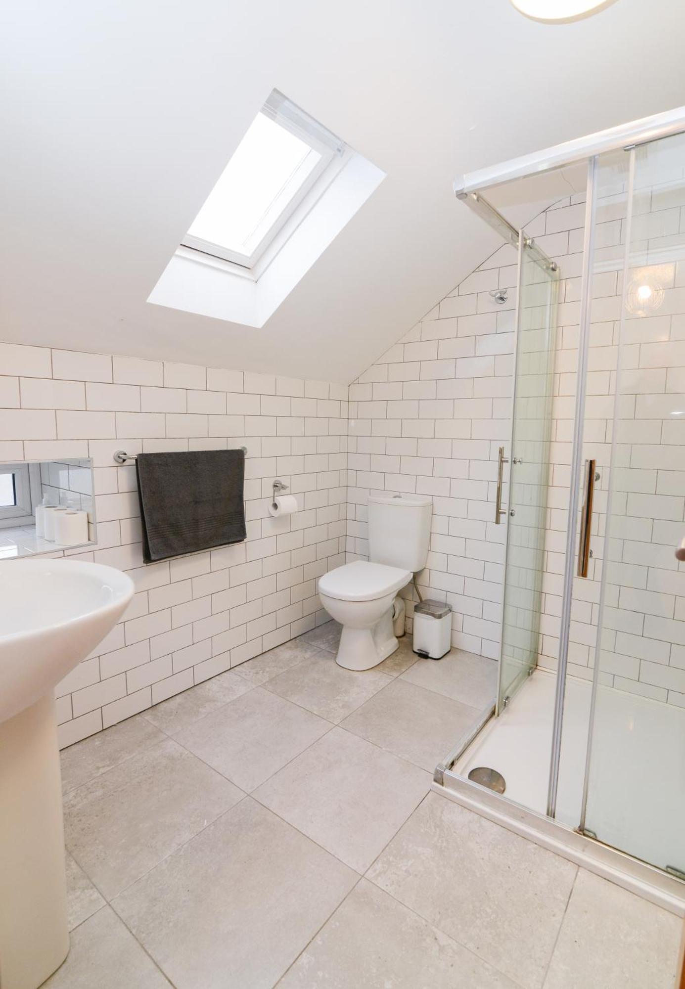The Red Keep Fab Location - Two Bed - Two Bathrooms -Townhouse Galway Eksteriør bilde
