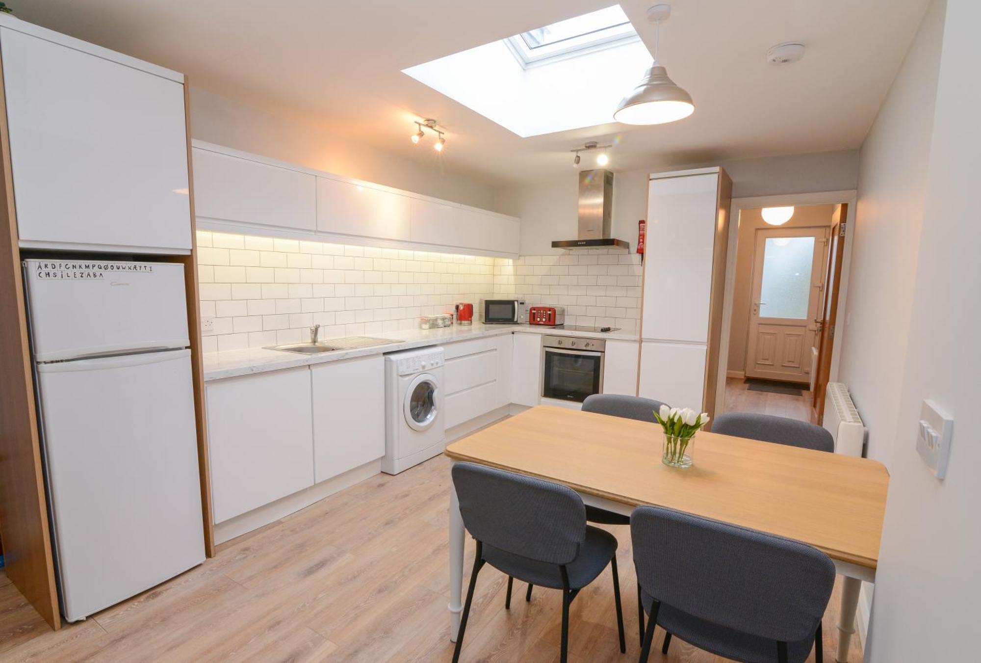 The Red Keep Fab Location - Two Bed - Two Bathrooms -Townhouse Galway Eksteriør bilde